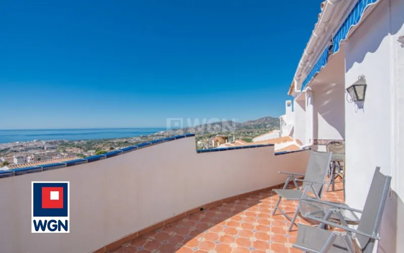 Mieszkanie na  sprzedaż Nerja - Apartament z widokiem na morze i góry!